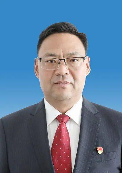 现任海南州委副书记,州人民政府州长.尕玛朋措男,藏族,1968年11月生.