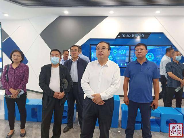 在随后的座谈会上,杜志学说,要提高思想认识,加强