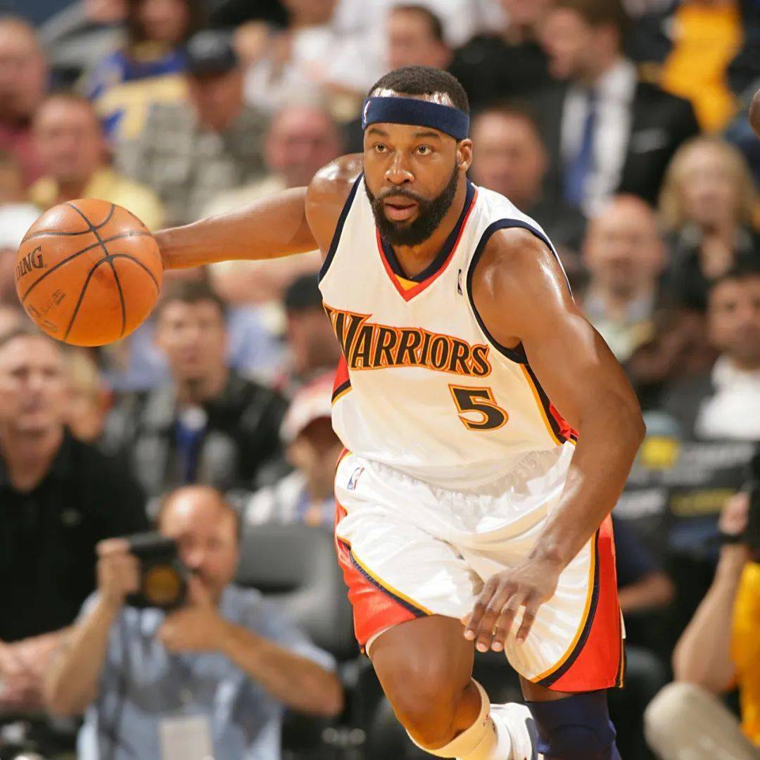 高速公路耍背运把司机钉在耻辱柱上初代大胡子太绝了