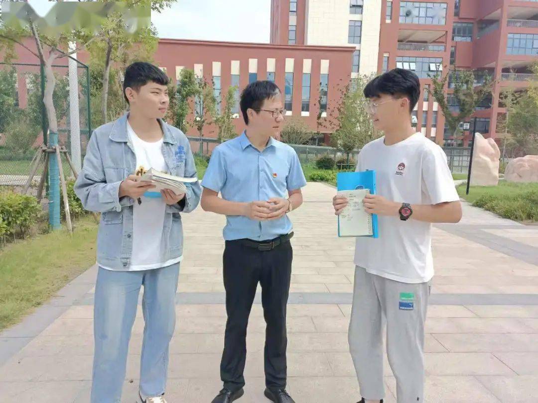 【园丁之歌】潜心从教守初心 立德树人担使命——濉溪二中教师任强