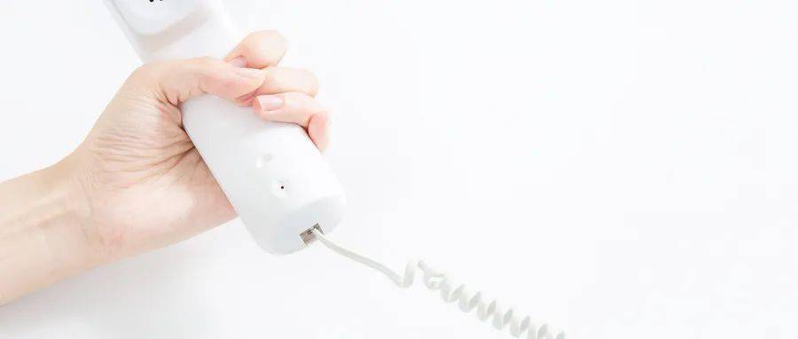 梁红|“喂？我活不下去了……”