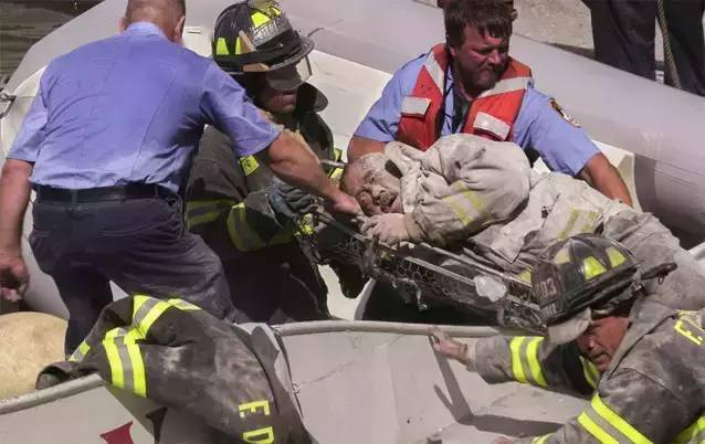 20年前"911"现场的消防员