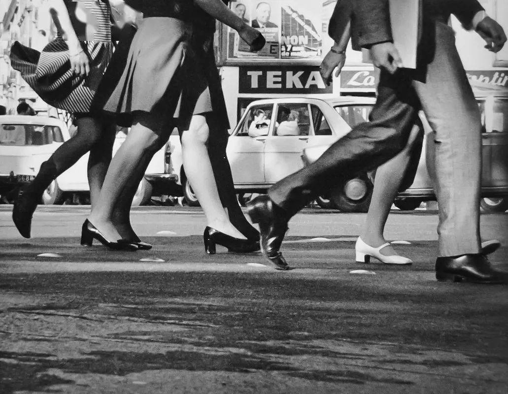 法国纪实摄影巨匠布列松罗伯特杜瓦诺黑白人文摄影集