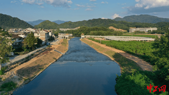 江西乐安打造水美乡村河畅水清岸绿景美民乐水安