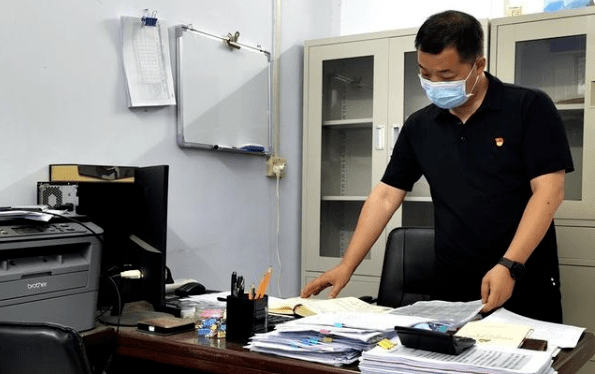 肖懿木摄图片来自人民网聂明辉说,周帅锋是一个善良朴实,惜贫怜弱