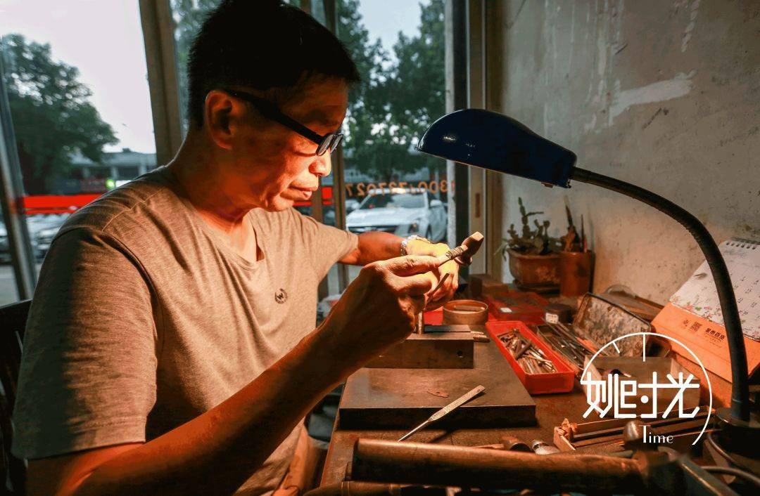 曾经吃香到只传男不传女的手艺活如今在余姚却面临这境地