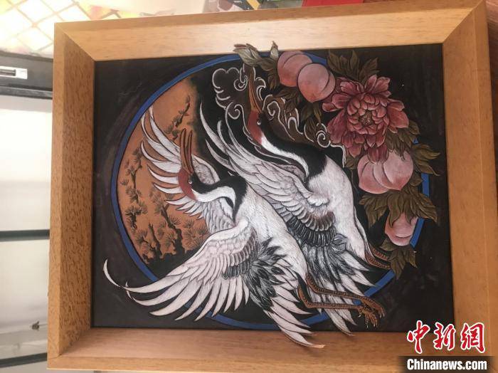 皮雕匠人黄剑杰:铁笔生"画" 保护传承传统工艺