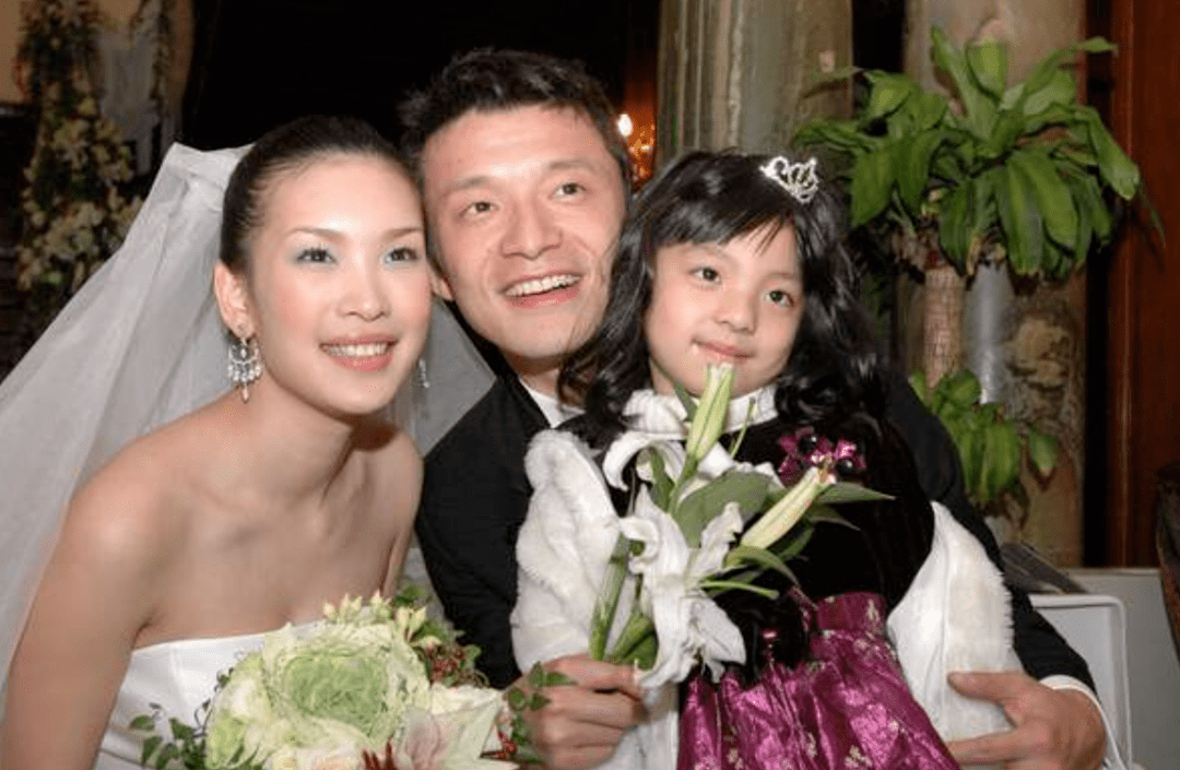 当一对离婚夫妻,不得不朝夕相处18天