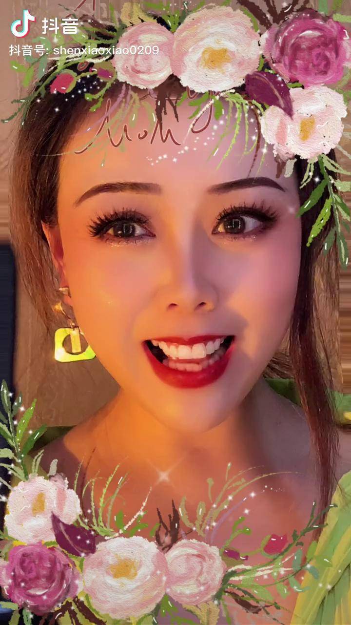 50岁老阿姨抖音创业不知道能不能行老年人还有人喜欢的吗大家会不会