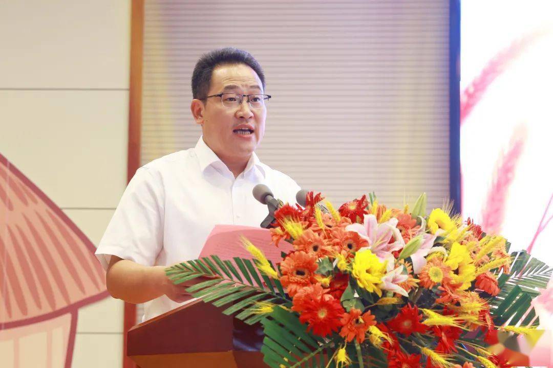 庆云县委副书记,县长吕德山致辞