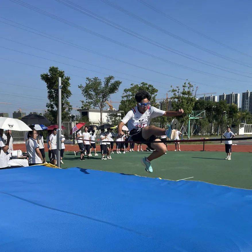 校园动态精彩时刻桐乡市现代实验学校第十五届运动会