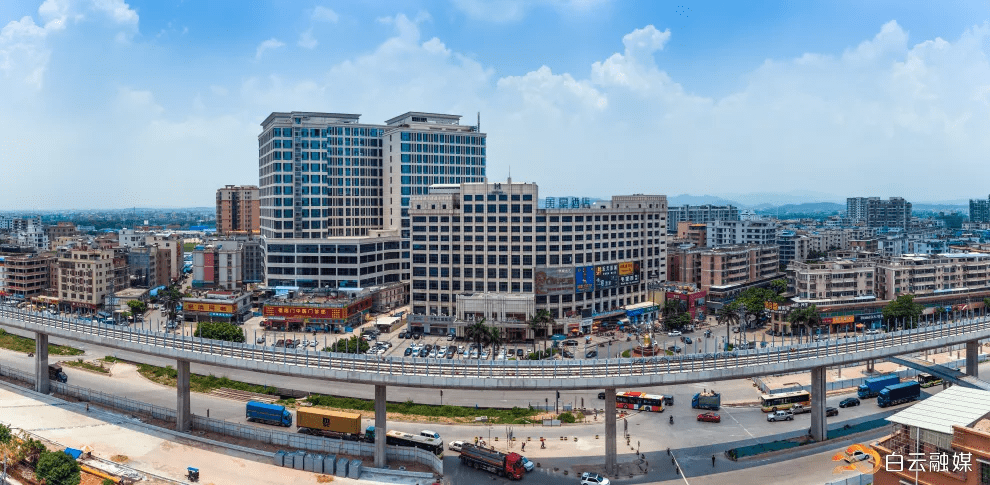 大美白云这里是钟落潭镇