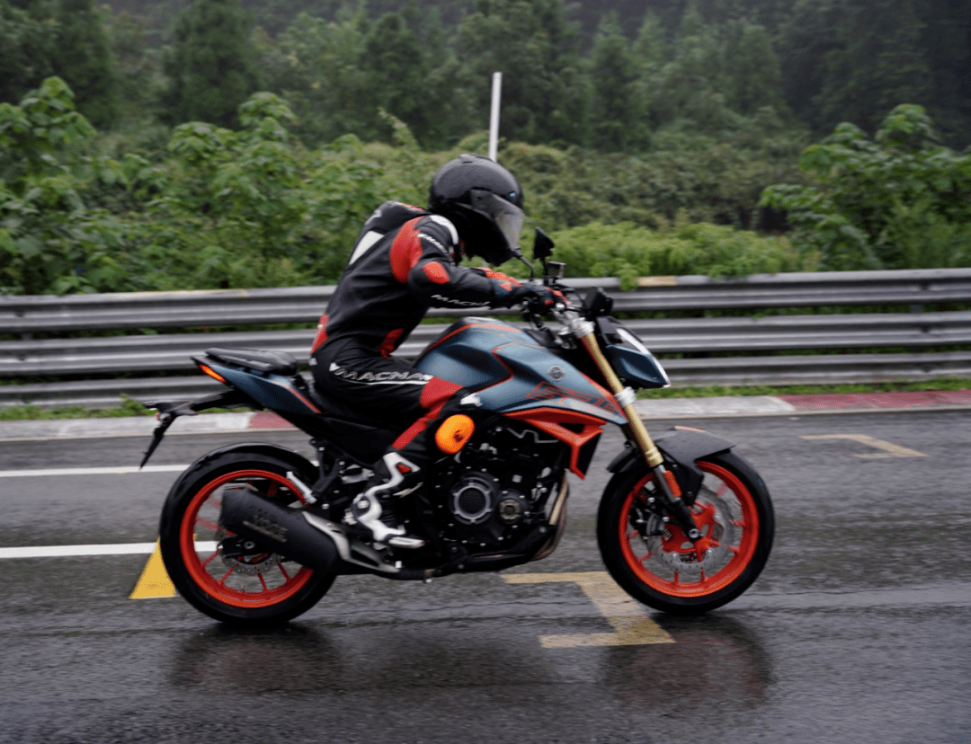 voge无极品牌战略升级250rr与525r震撼双发