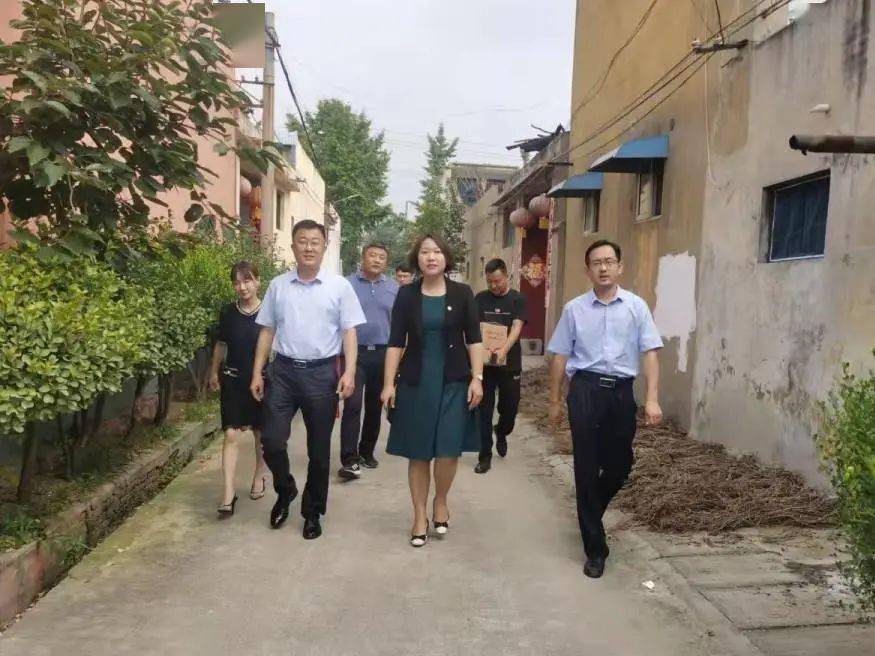 中国农业发展银行枣庄市分行来滕开展"希望小屋"捐赠走访活动_洪绪镇