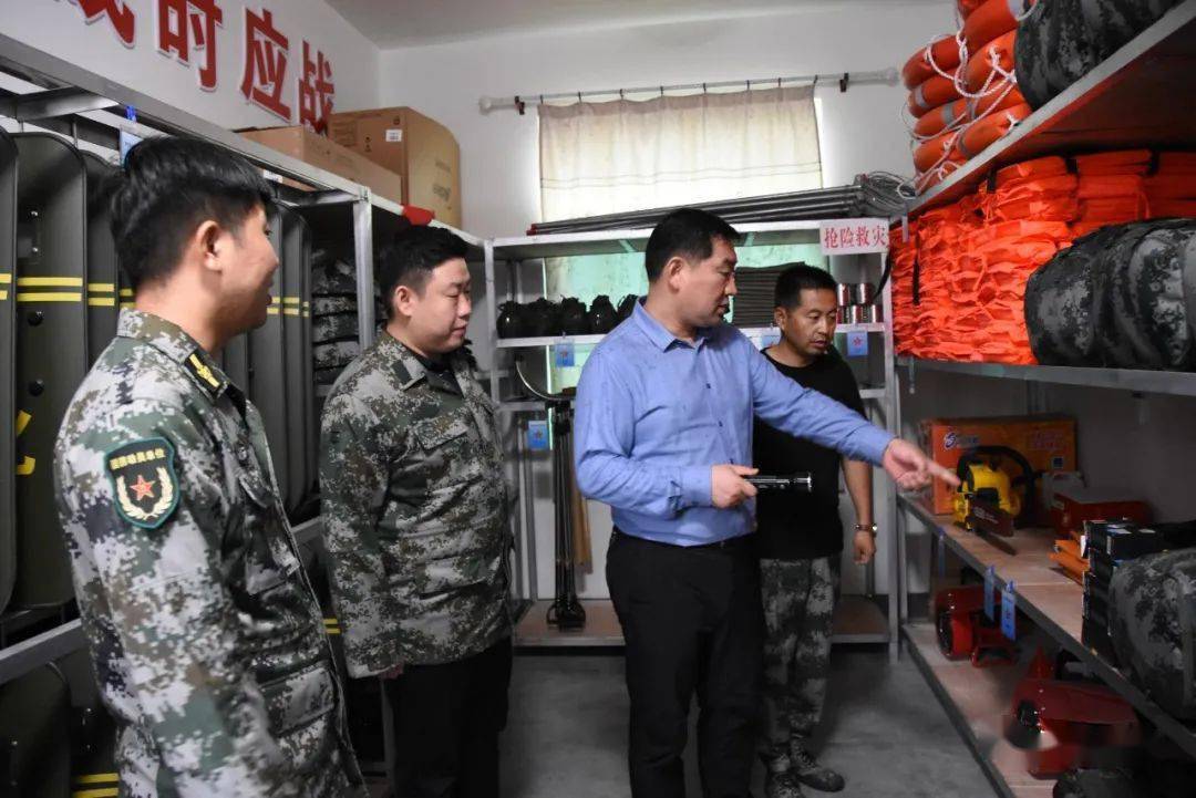 王永刚一行先后来到淳化县茨坪水电站,马家中心,十里塬镇等地,通过实