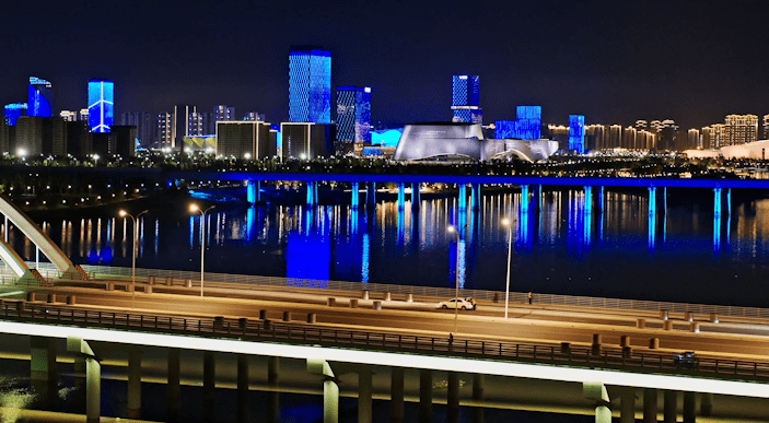 西安港务区夜景图片