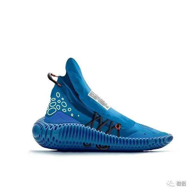 鞋设丨这些夸张的透明底设计