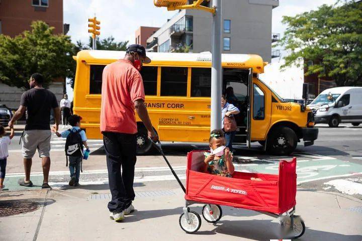 疫苗|每500名美国人中1人死于新冠，拜登急了