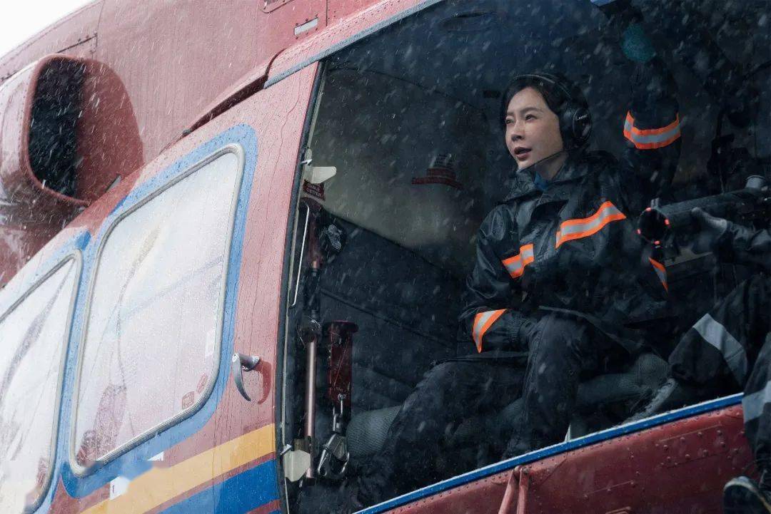 国产|《峰爆》：国产灾难片的叙事创新与内涵升华