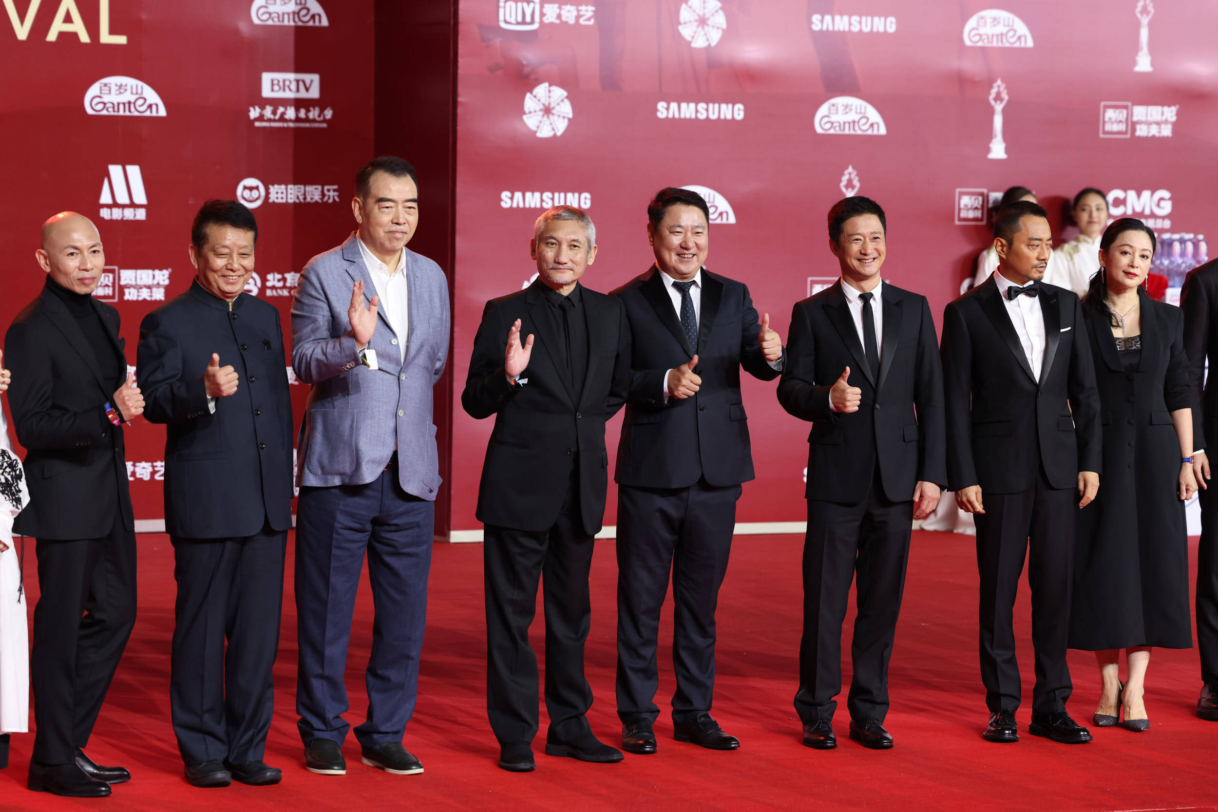 200多位嘉宾亮相第十一届北影节红毯仪式