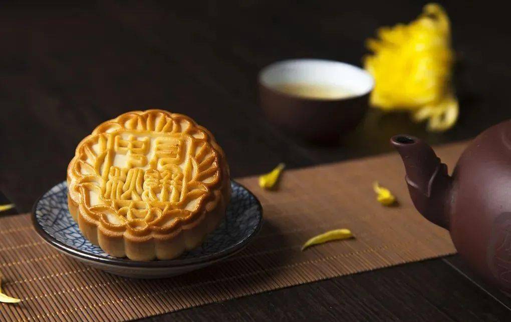 李女士|晚餐连吃3天月饼，女子半夜突然吐血！