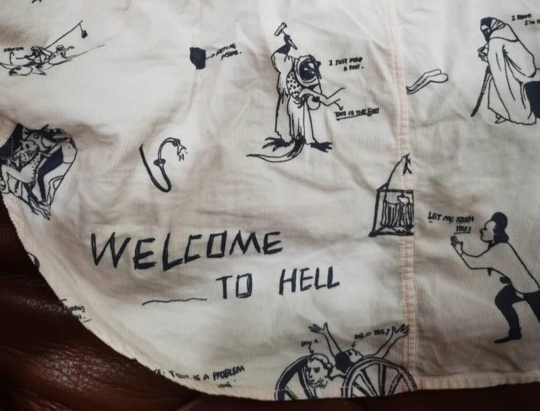 江南布衣童装图案被指设计不当 客服人员：正在