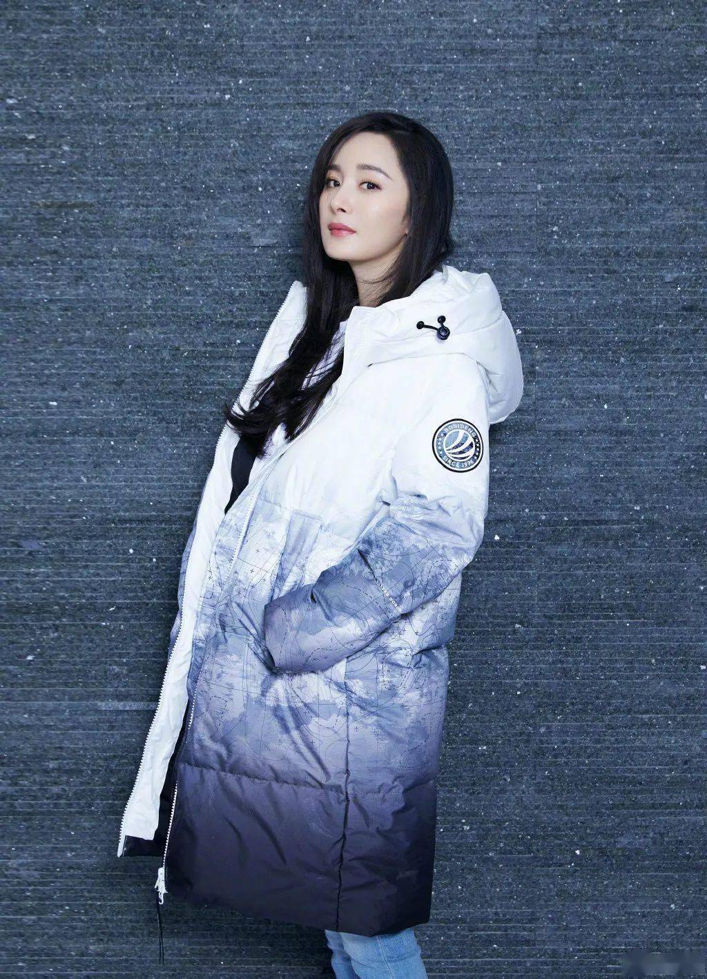 女王 扯白||为何不管女星怎么更新换代，杨幂依旧可以稳居第一带货女王