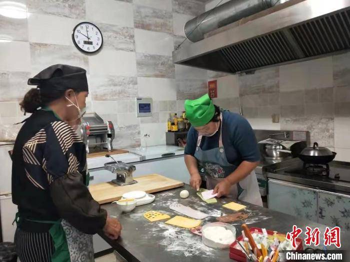 农作物|山西民间艺人重拾传统技艺 创意花馍话丰年