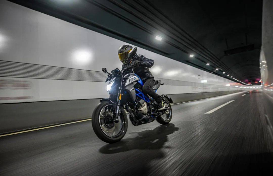 加量不加价2021款春风250nk正式发布售价18900起