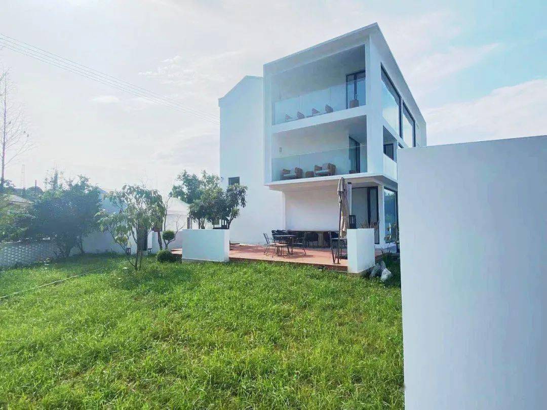 瀛湖这家民宿,自带超强属性 || 897推荐_安康