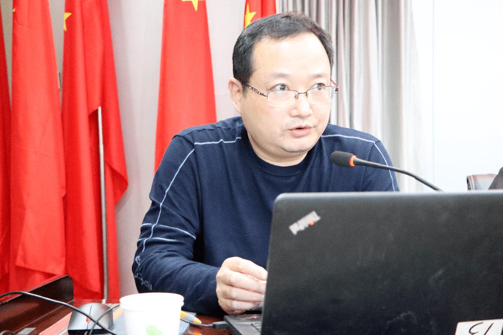 以梦为马不负韶华南阳市五中召开2021年高三年级教育教学目标管理会议