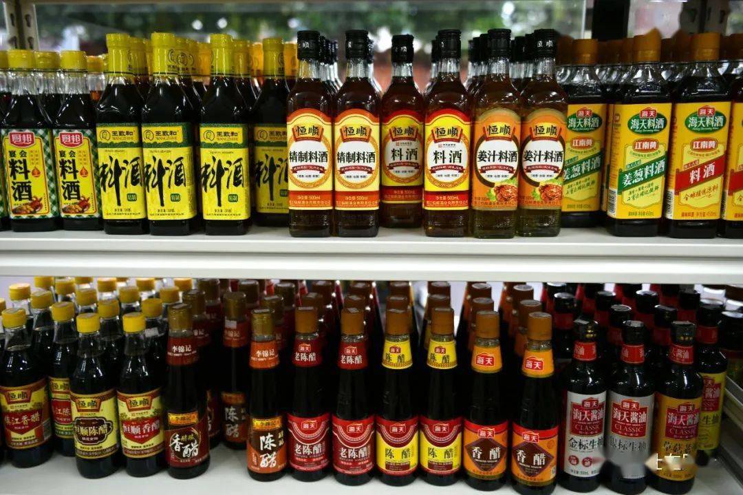 09.27:清迈塔佩门外王中王中国超市_调料