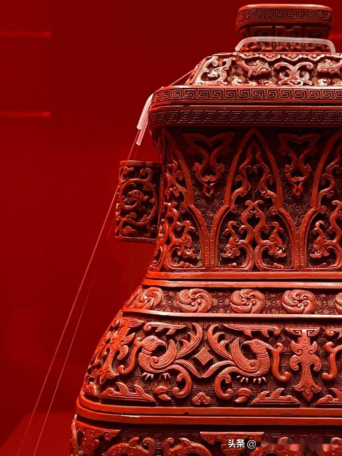 朱艳华绮:乾隆朝仿古漆器精品