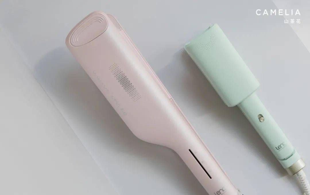 卷发种草｜超易上手的美发神器 秋日慵懒发型轻松打造