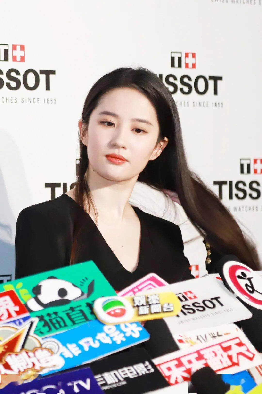 愿望ROSé连生日愿望都是长出金发 超浅发色真的这么香？