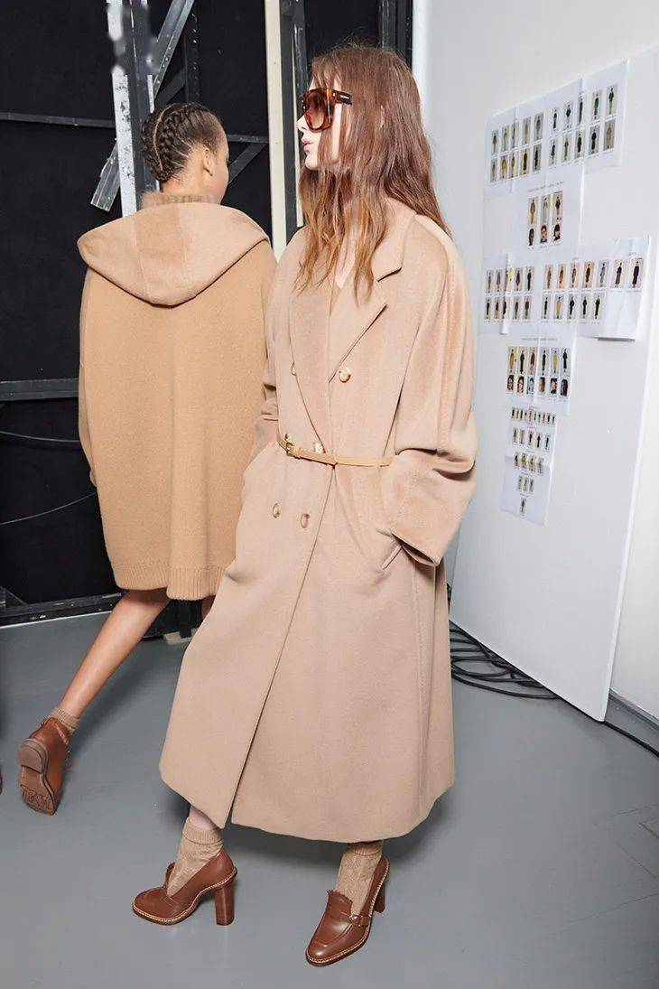 颜色 显白又高级？只服奶茶色！