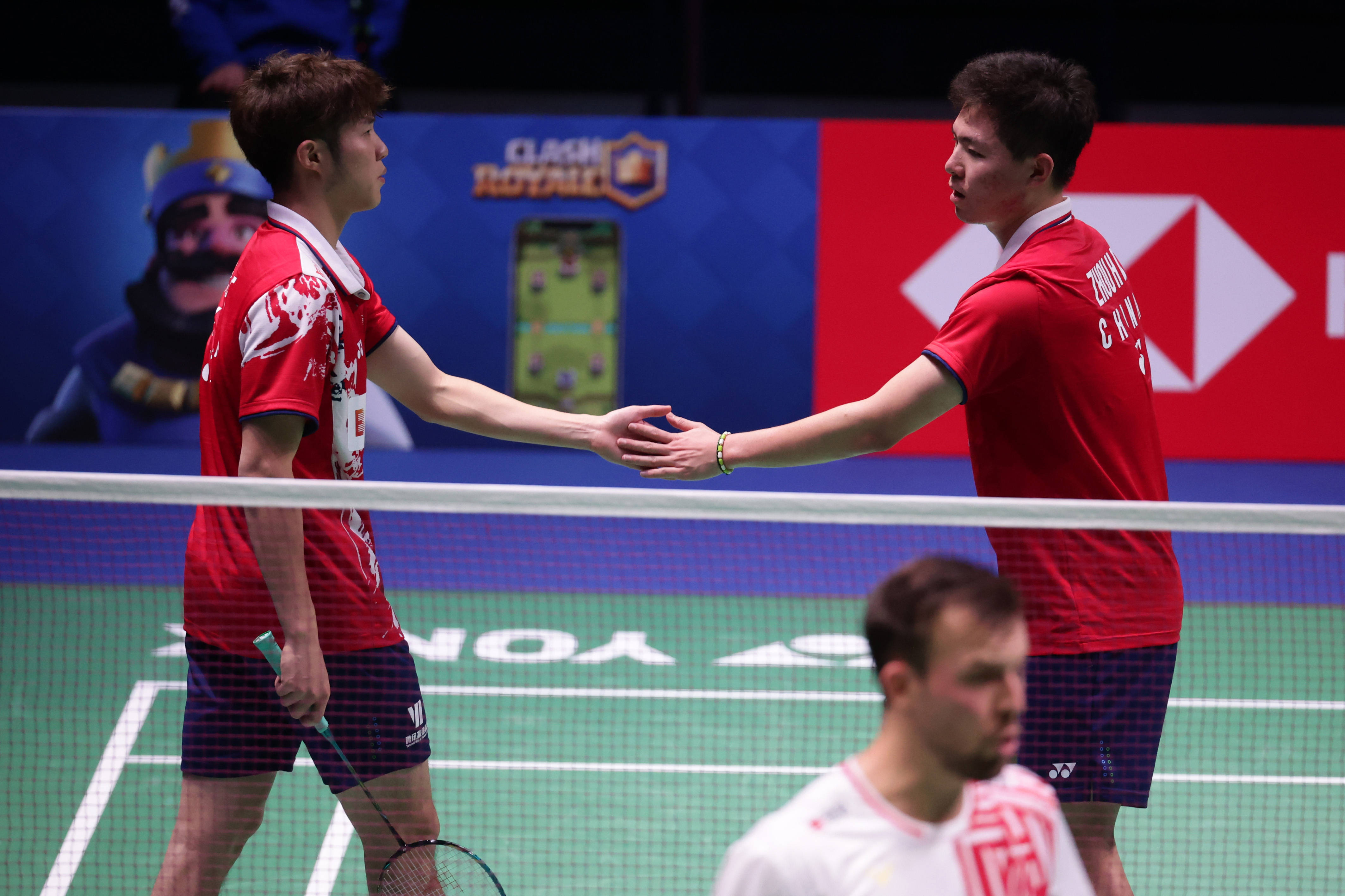 新华社发(马蒂· 马蒂凯宁摄)当日,在芬兰万塔举行的2021苏迪曼杯羽毛