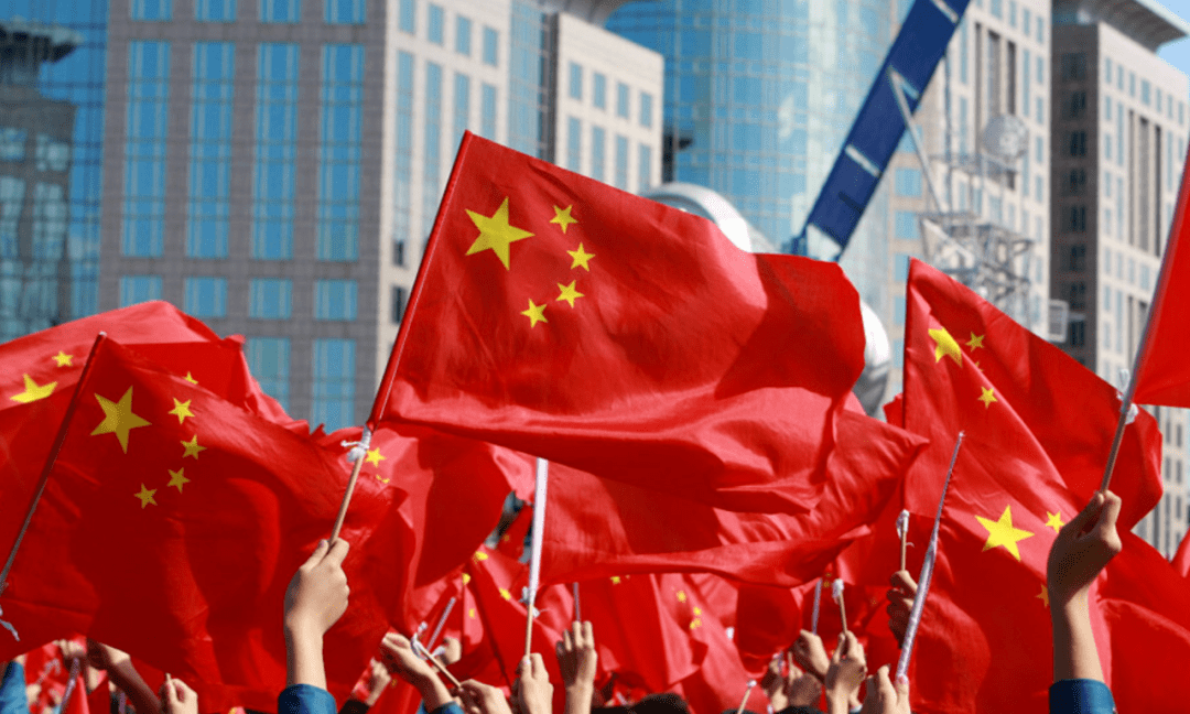 这五面五星红旗背后的故事越了解越崩不住