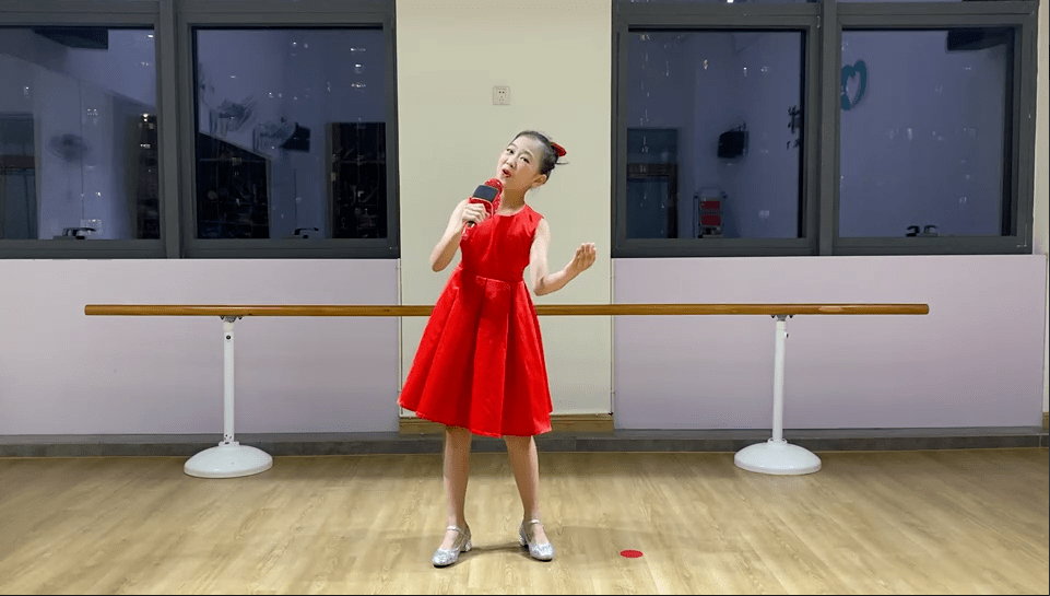 徐香良《最美是你》李燕《请放心吧祖国》林书文《我家在九峰》老年组