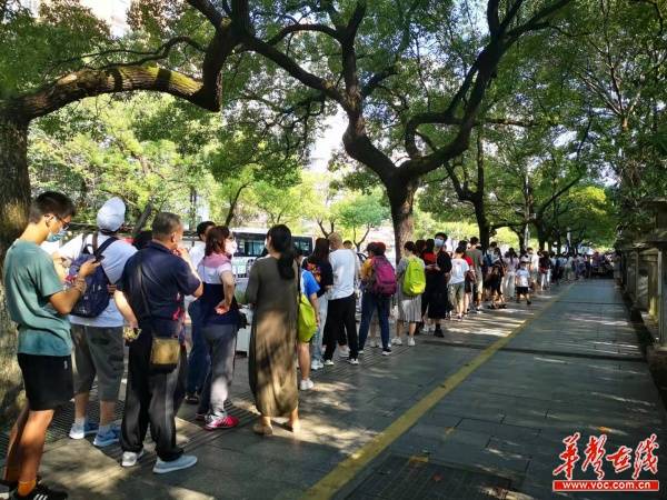 景区|国庆首日湖南文旅市场回温 107家A级景区接待游客近百万