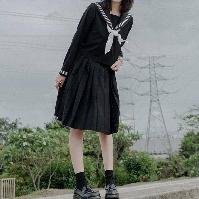 水手服 虞书欣、杨超越都在穿的水手服，究竟有多好看？