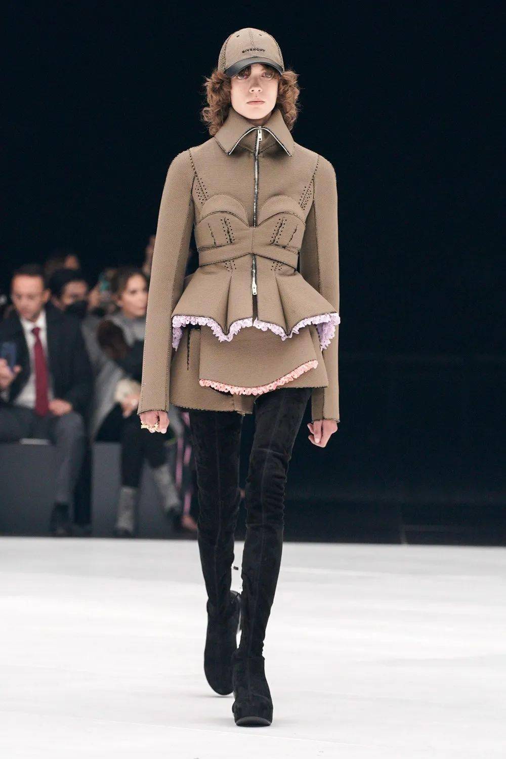 成衣 【秀场】Givenchy 2022 春季成衣时装秀