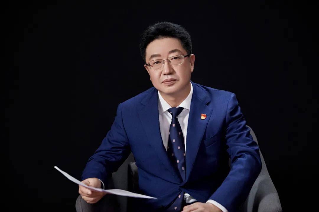 黄一新推进制造业全产业链全生命周期绿色低碳发展