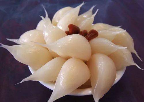 蒜头的功效与作用治什么病 0e51e308379449448efab2bc0d00bfec.jpeg