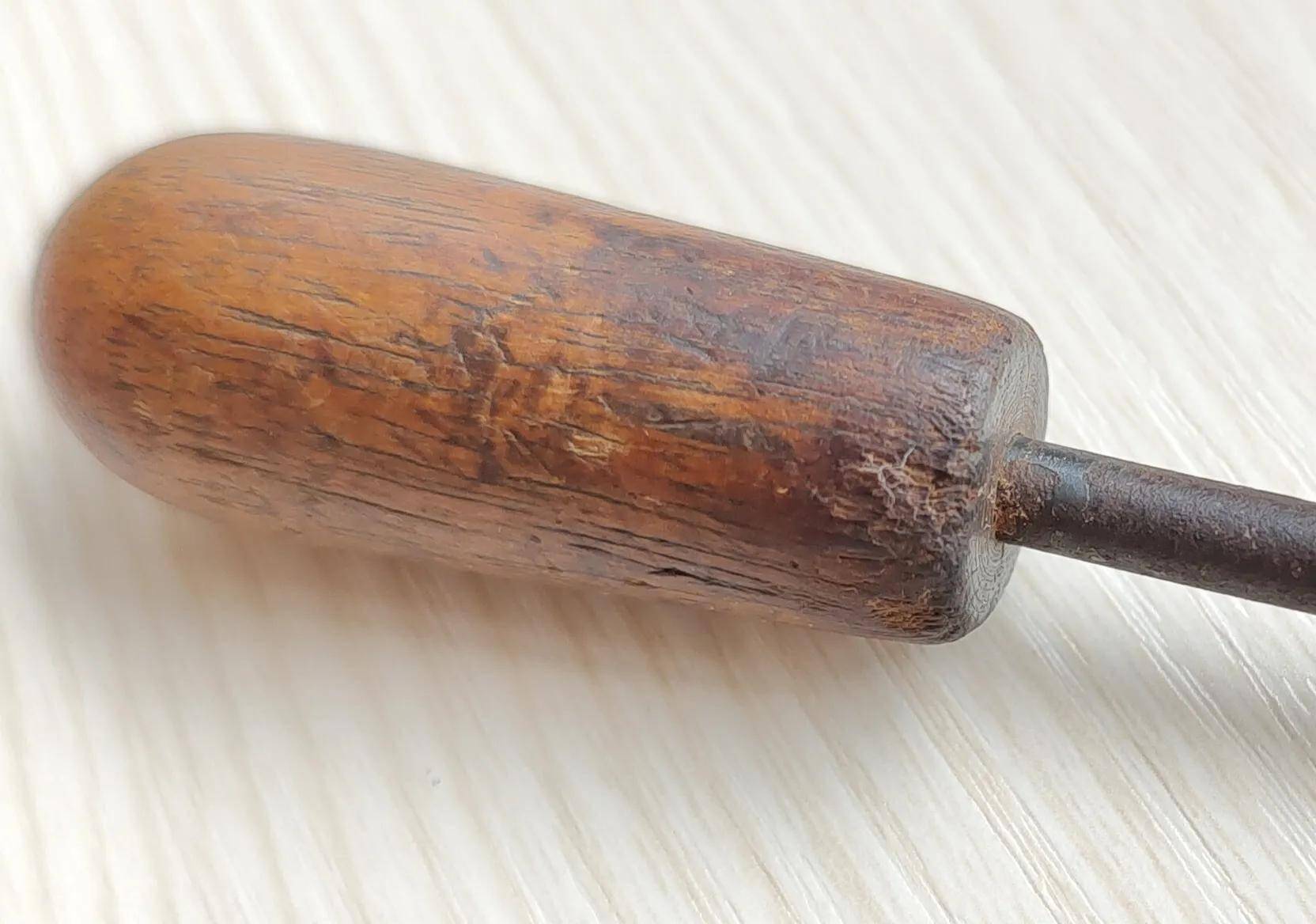 电子爱好者都不一定用过民国早期电子管收音机维修工具火烙铁