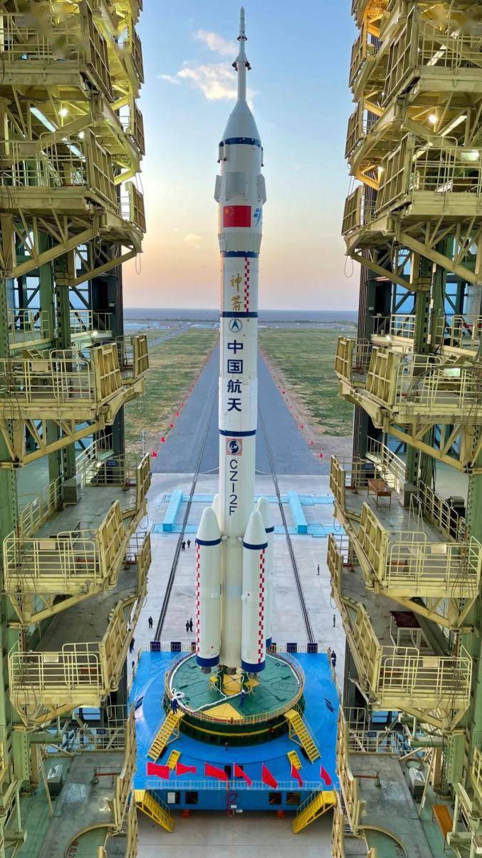 飞船|神十三“三人组”将出差183天，太空之旅为何一定要三人行