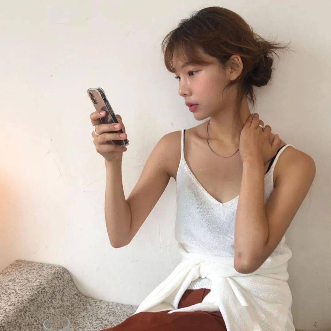 韩系 4 位宝藏 Ins 博主分享，我的穿搭都从这里取经