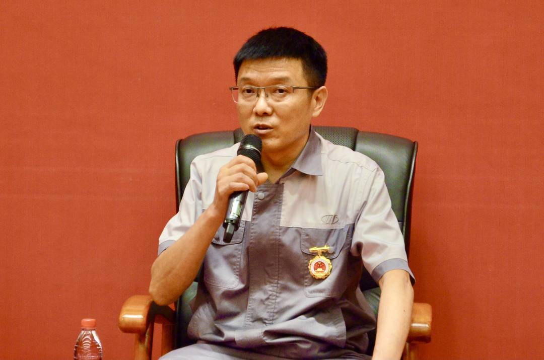 重庆497名劳动模范和先进工作者受表彰5位先进模范讲述岗位背后的故事