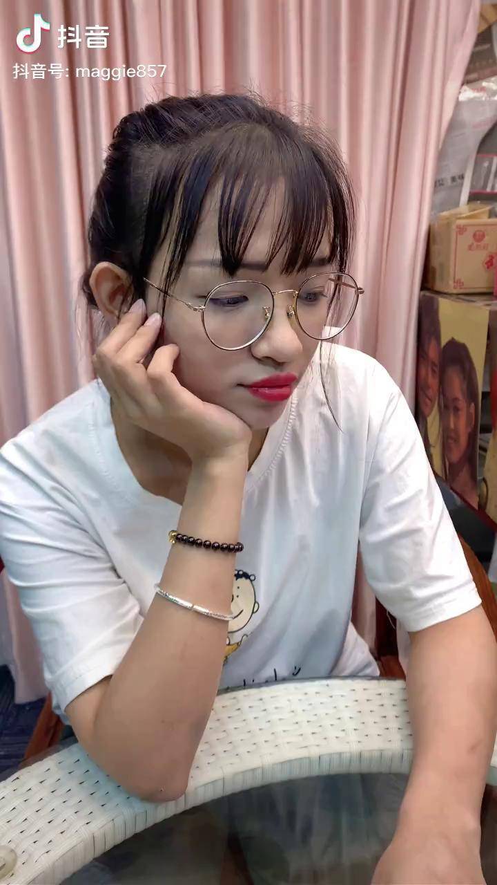 饿了吧下午茶时间到快来一个软软的雪饼充充饥吧软