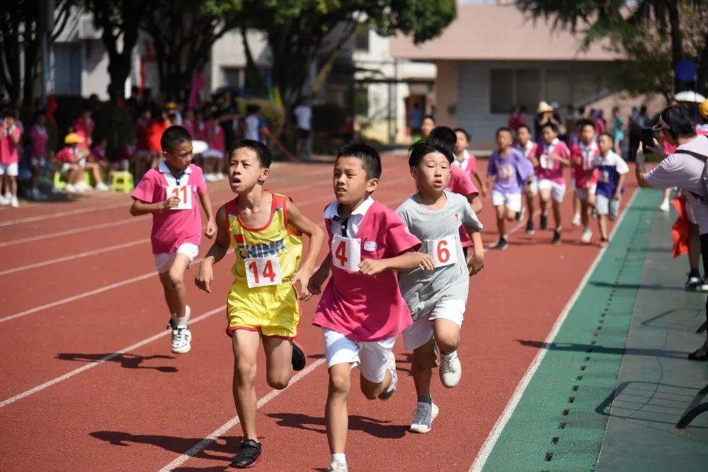 奔跑吧!少年!看看桂林哪個小學的運動會最有意思!_比賽